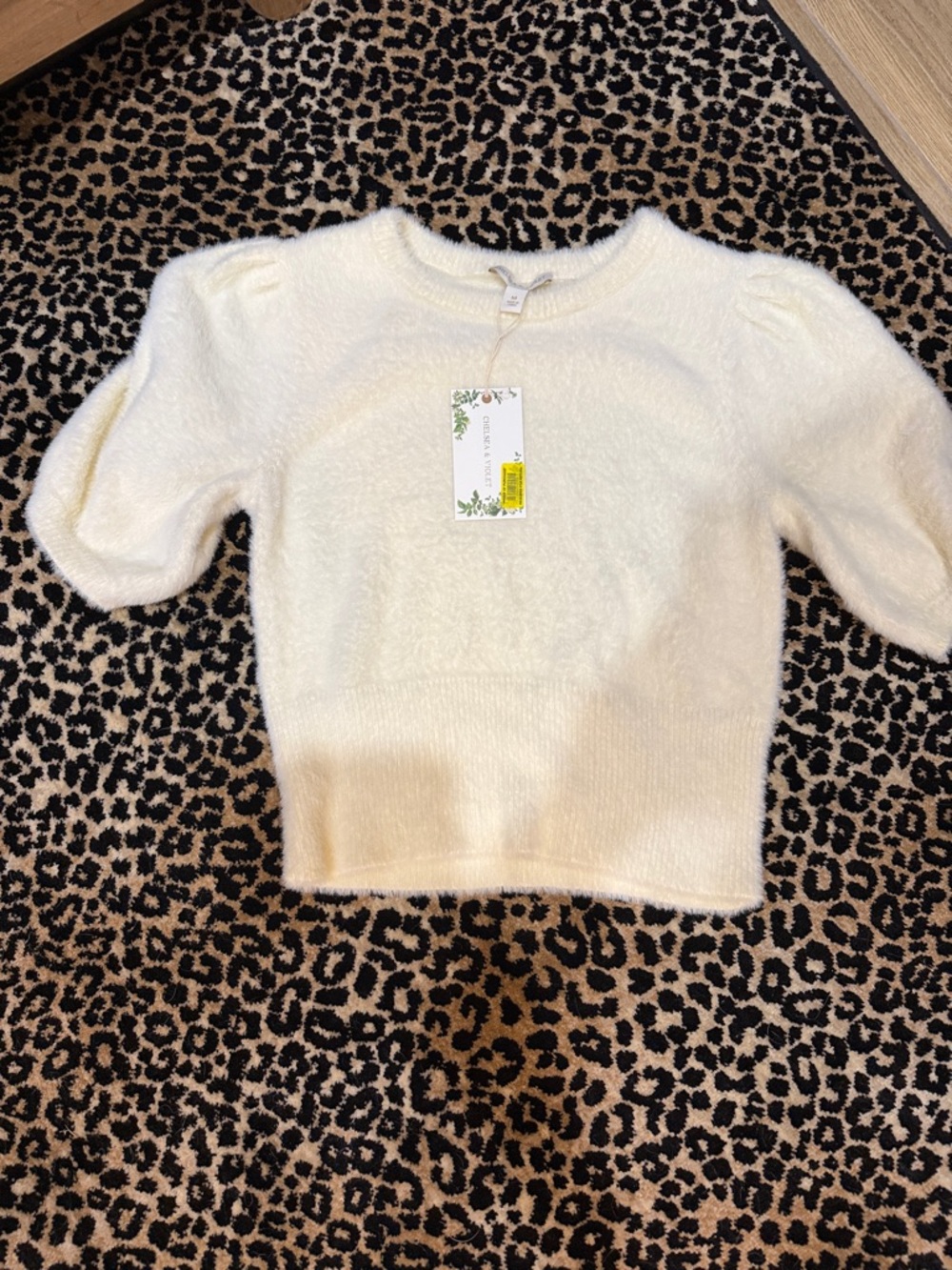 Chelsea & Violet Cream Fuzzy Short Puff-Sleeve Crewneck Sweater
